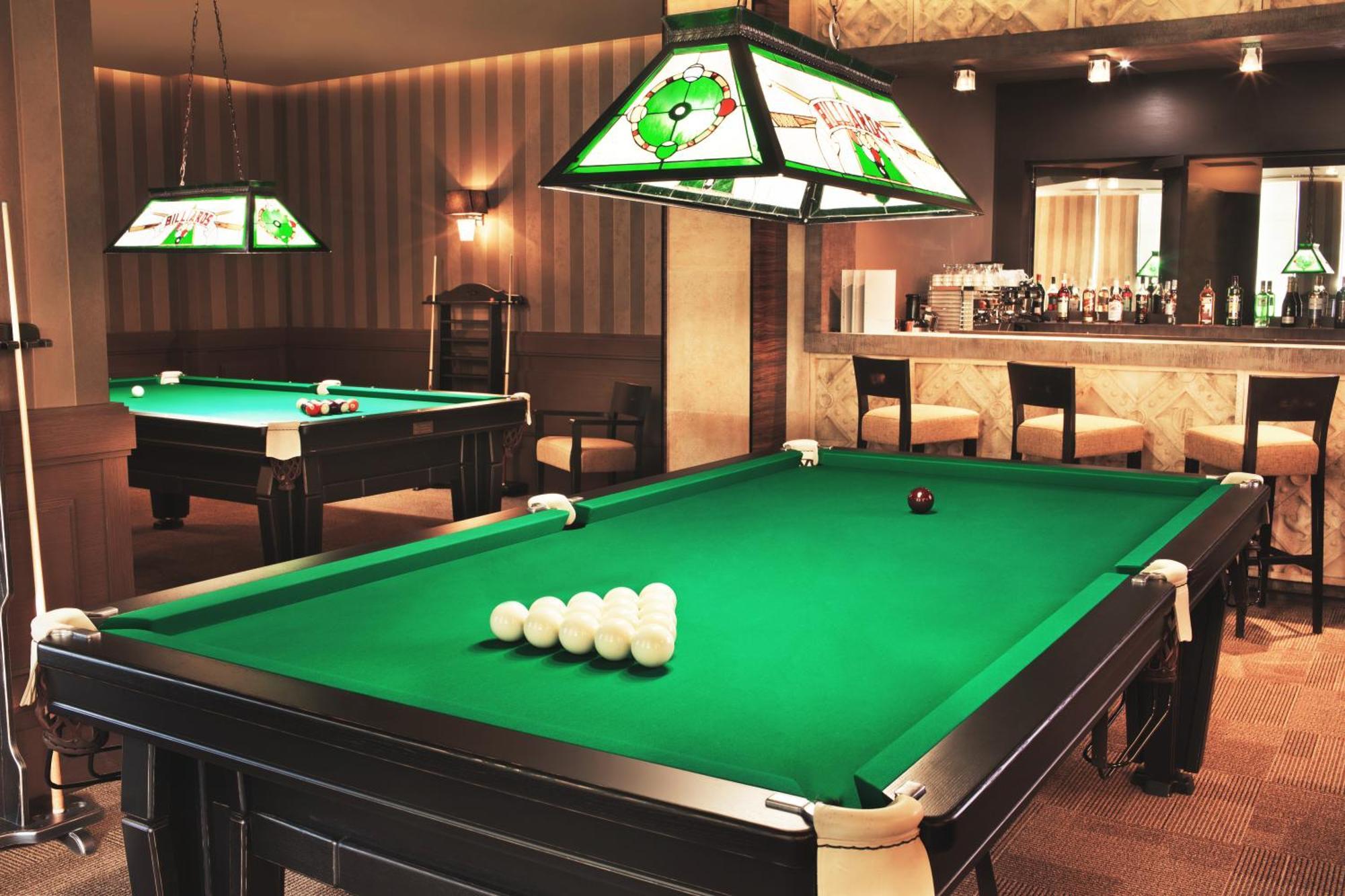 Mirotel Resort&Spa Truskavec' Esterno foto A pool table