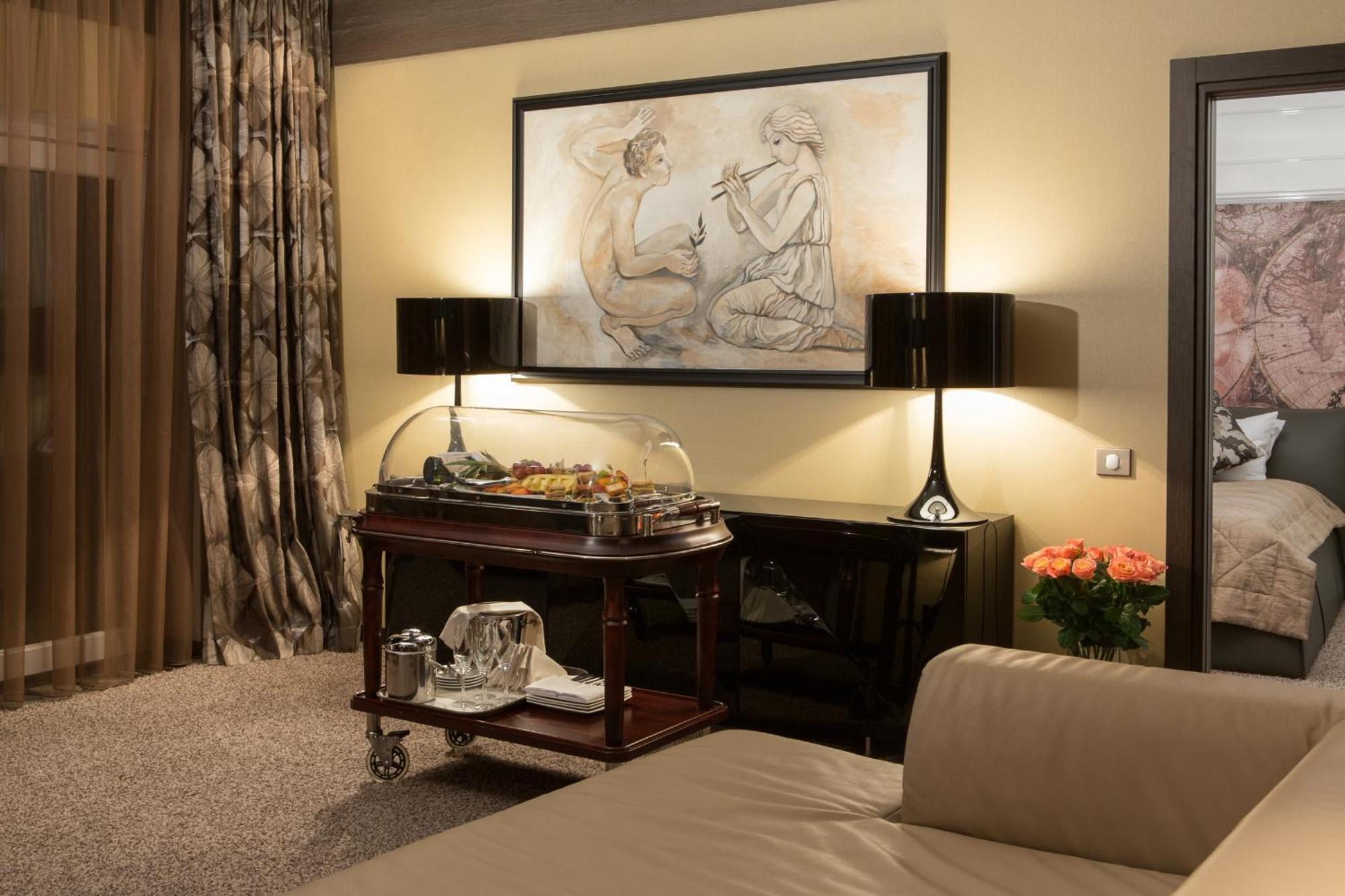 Mirotel Resort&Spa Truskavec' Camera foto A room designed by the firm