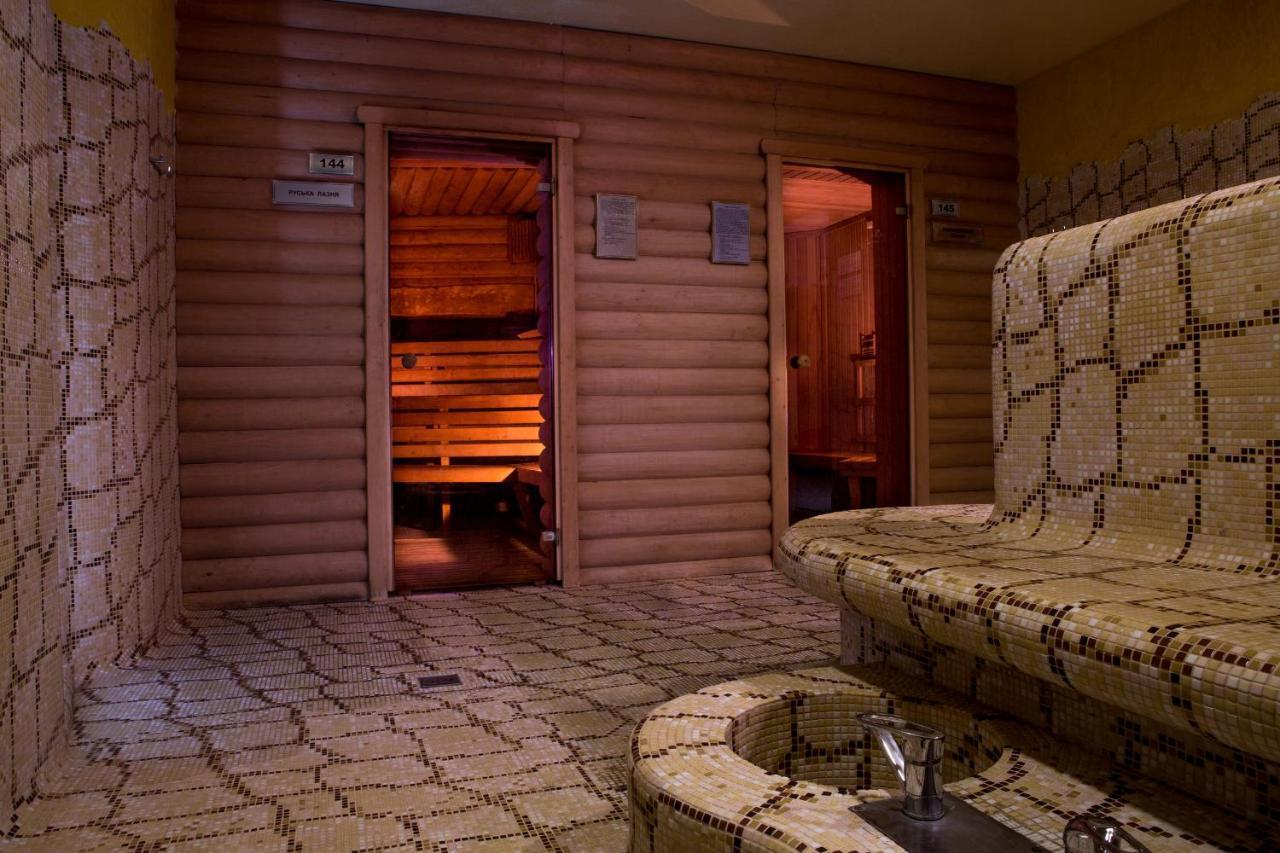 Mirotel Resort&Spa Truskavec' Esterno foto Sauna