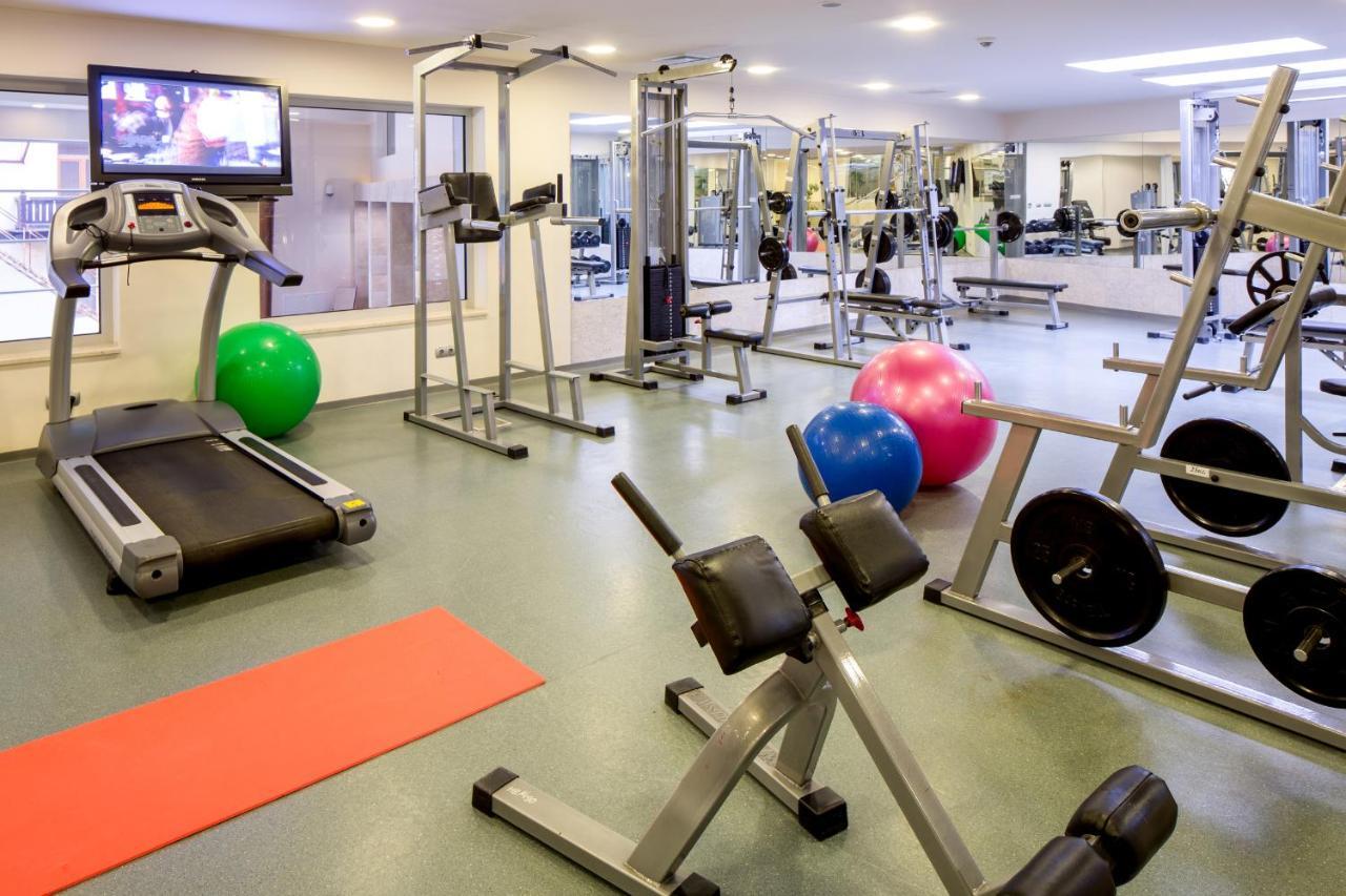 Mirotel Resort&Spa Truskavec' Esterno foto A typical gym